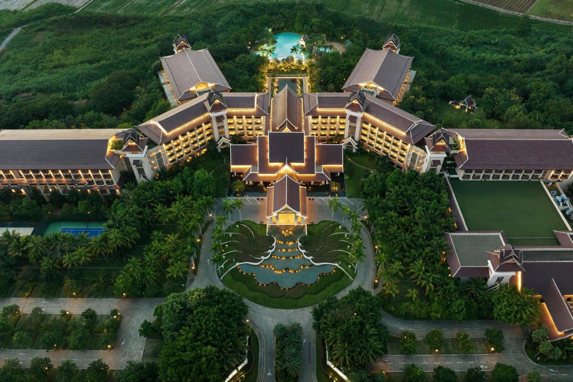 Sheraton Grand Xishuangbanna Hotel Jinghong Exterior foto
