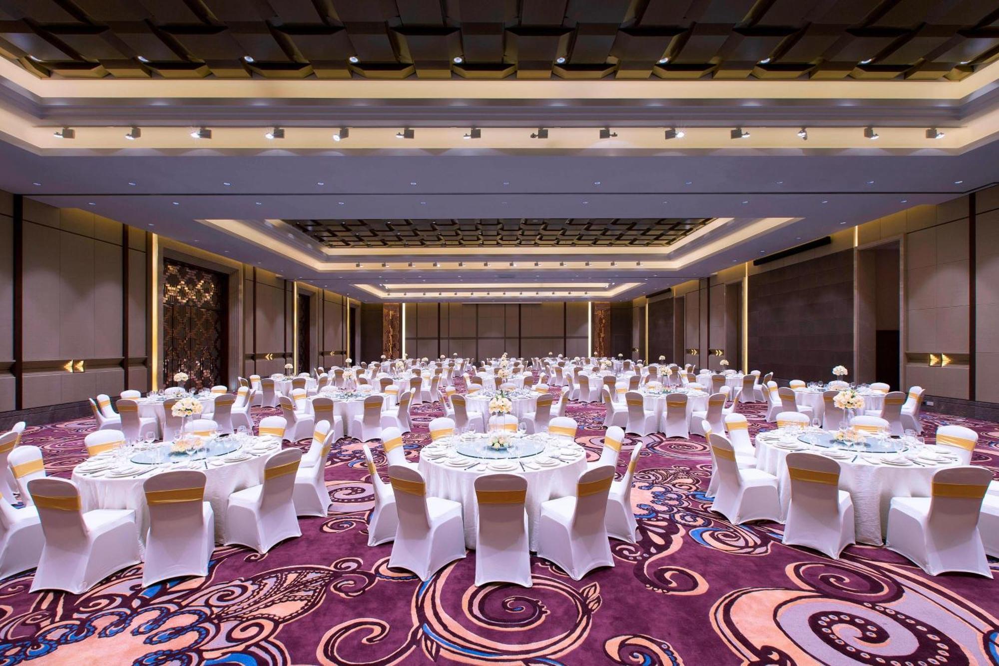Sheraton Grand Xishuangbanna Hotel Jinghong Exterior foto