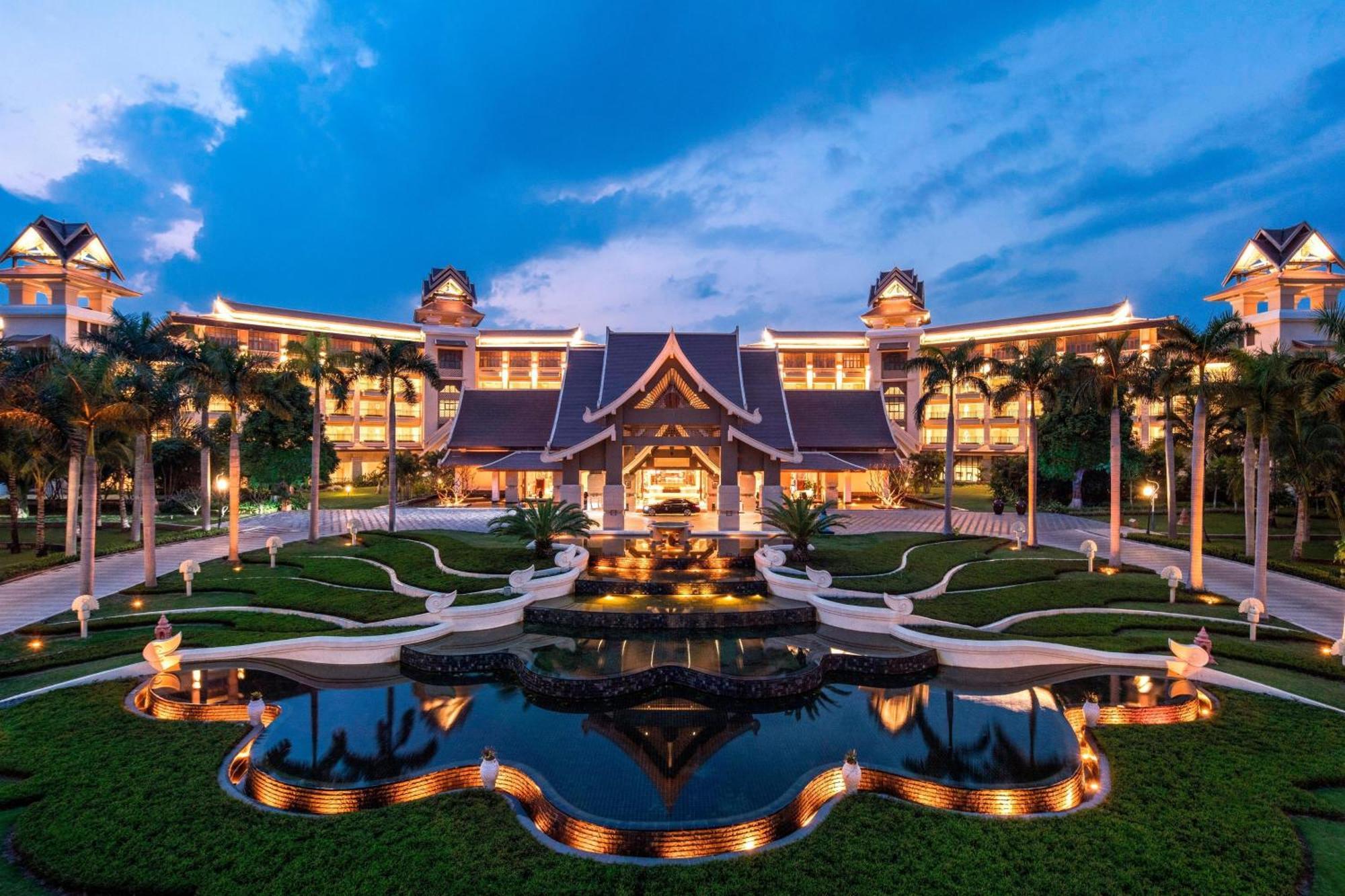 Sheraton Grand Xishuangbanna Hotel Jinghong Exterior foto